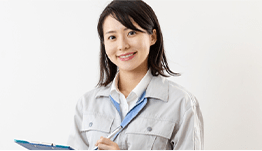 女性スタッフ